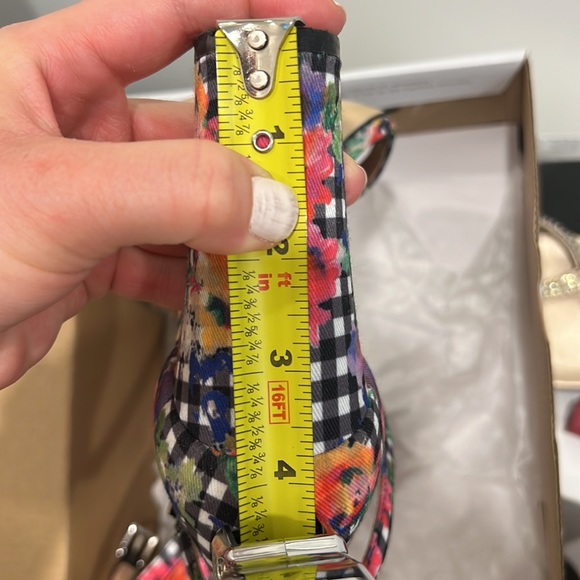 Floral and gingham heel - size 7 - Picture 7 of 7